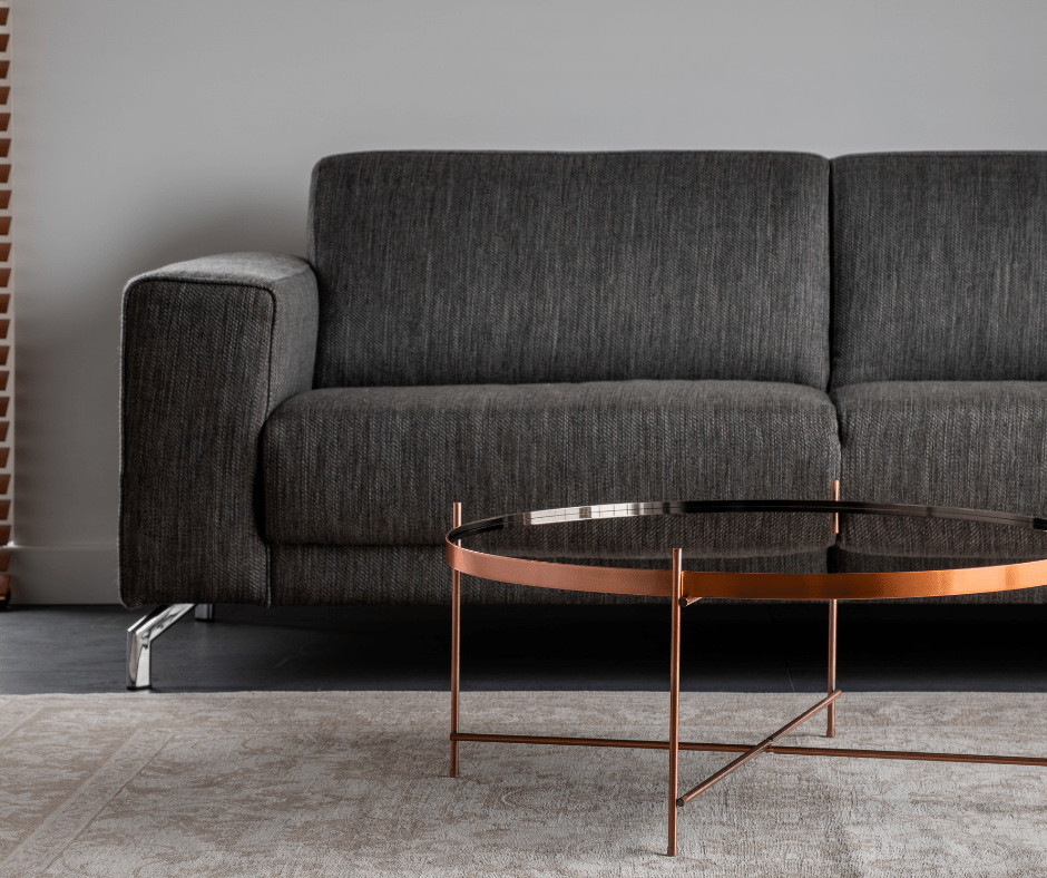 Συναρμολόγηση τραπεζάκι σαλονιού Συναρμολόγηση τραπεζάκι σαλονιού